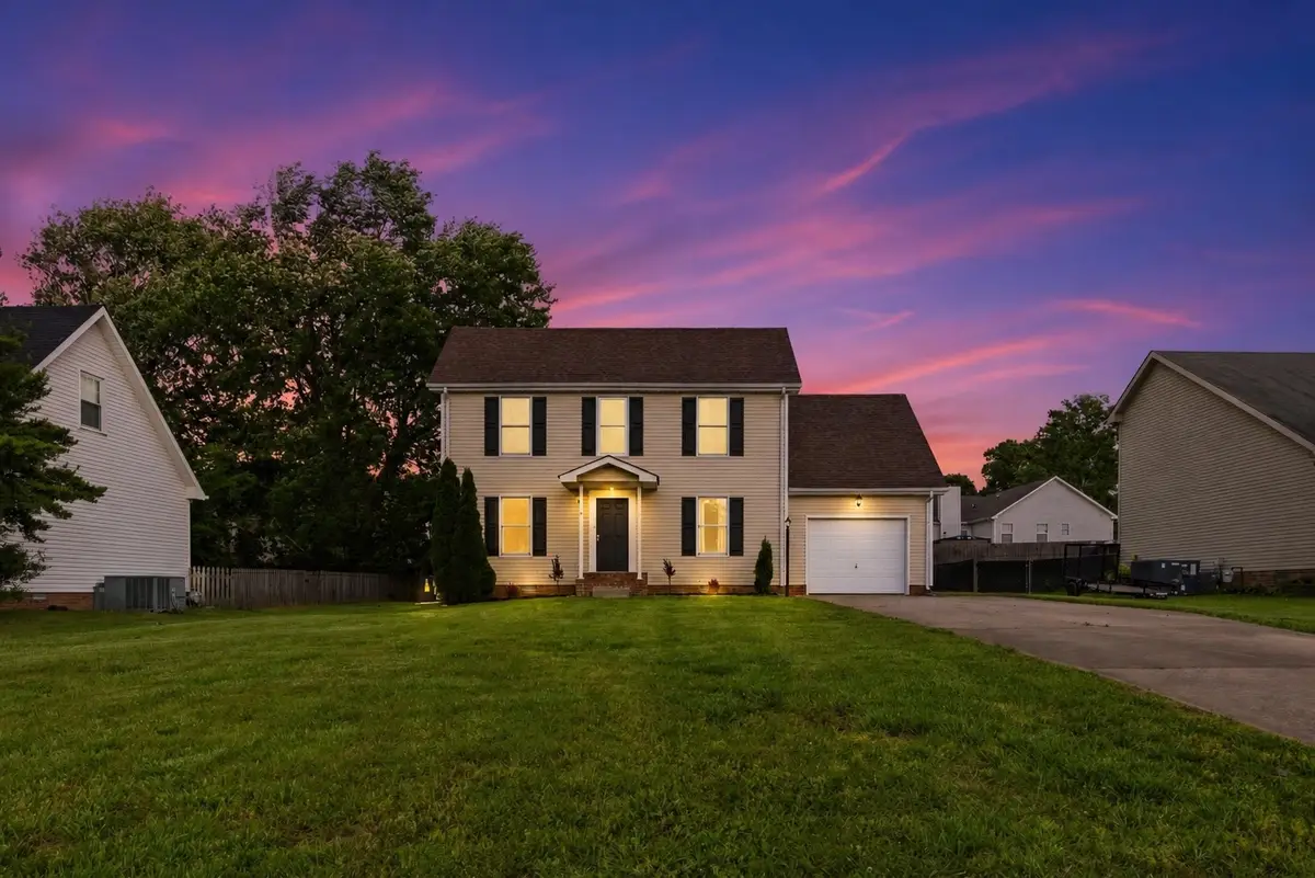 262 Kathleen Ct, Clarksville, TN 37043 - #1