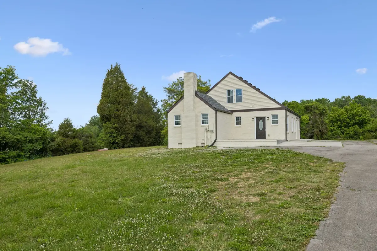 103 Pemberton Dr, Ashland City, TN 37015 - #1