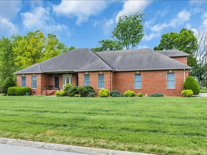 261 Bell Dr W, Winchester, TN 37398 - #2