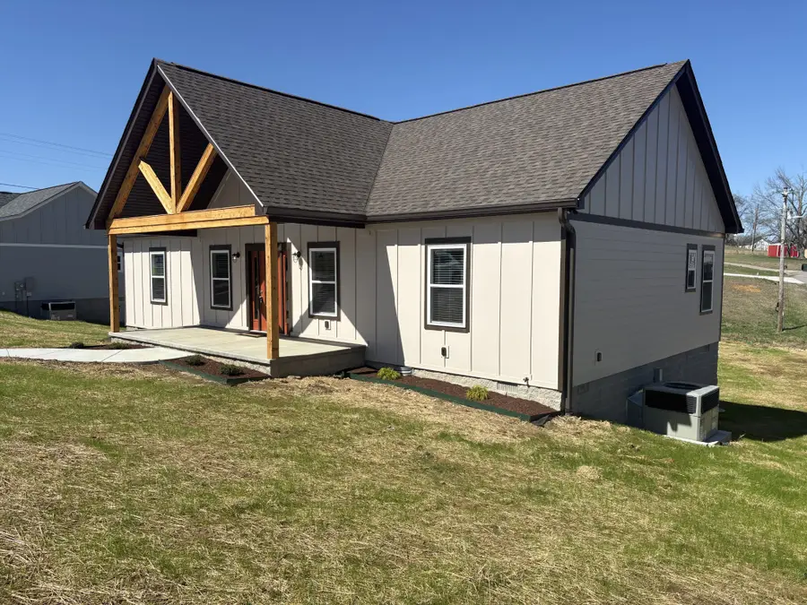 2199 Fincher Drive, Westmoreland, TN 37186 - #2