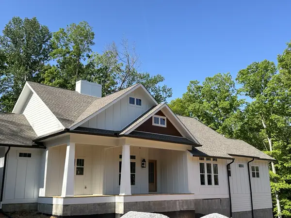 148 Laurel Furnace Road, White Bluff, TN 37187
