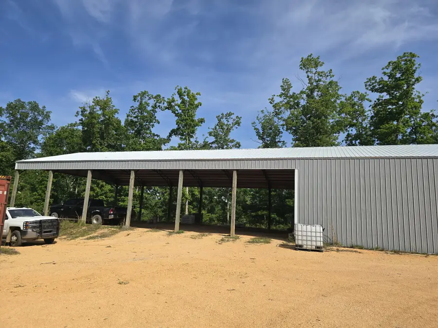 7712 Highway 13 S, Linden, TN 37096 - #3