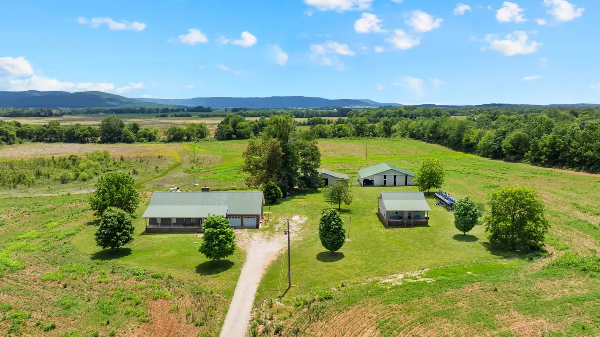 235 Breezy Knoll Ln, Morrison, TN 37357 - #1