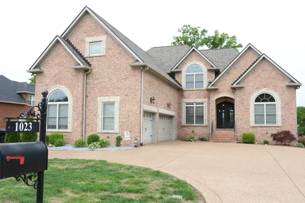 1023 Somerset Downs Blvd, Hendersonville, TN 37075