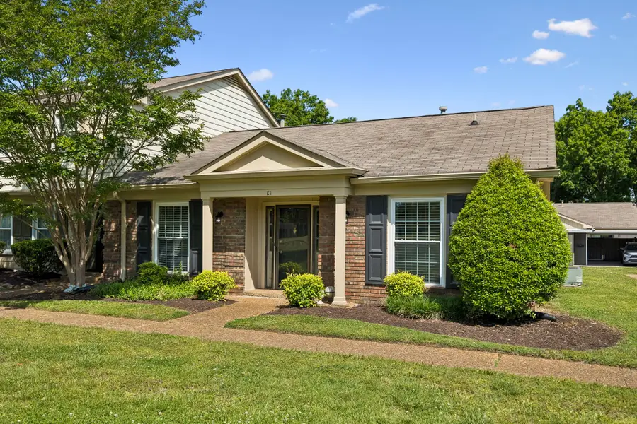 8207 Sawyer Brown Rd #E1, Nashville, TN 37221 - #3