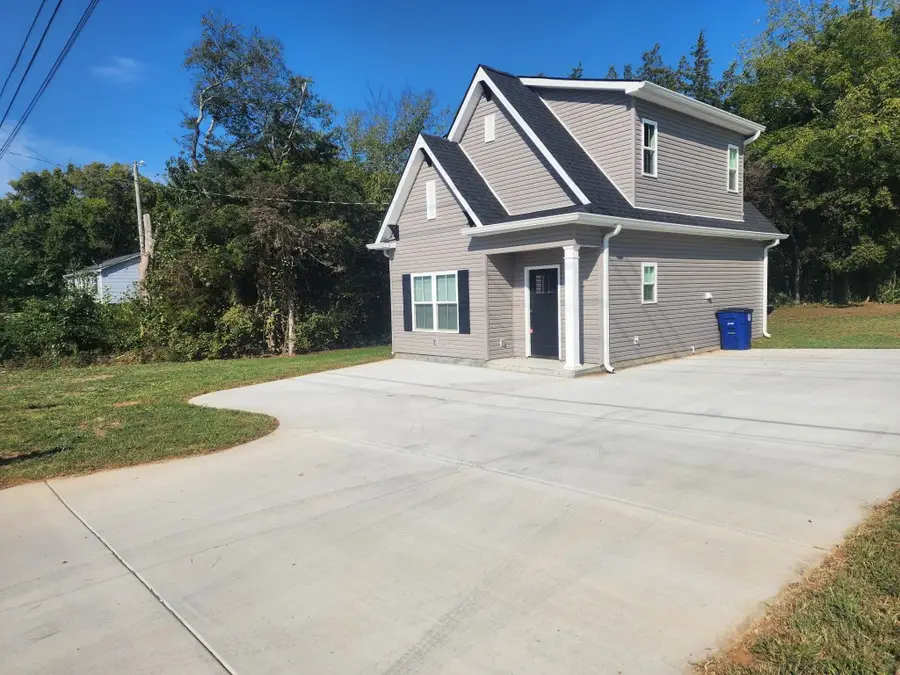 215 Coney Island Rd, Shelbyville, TN 37160 - #2