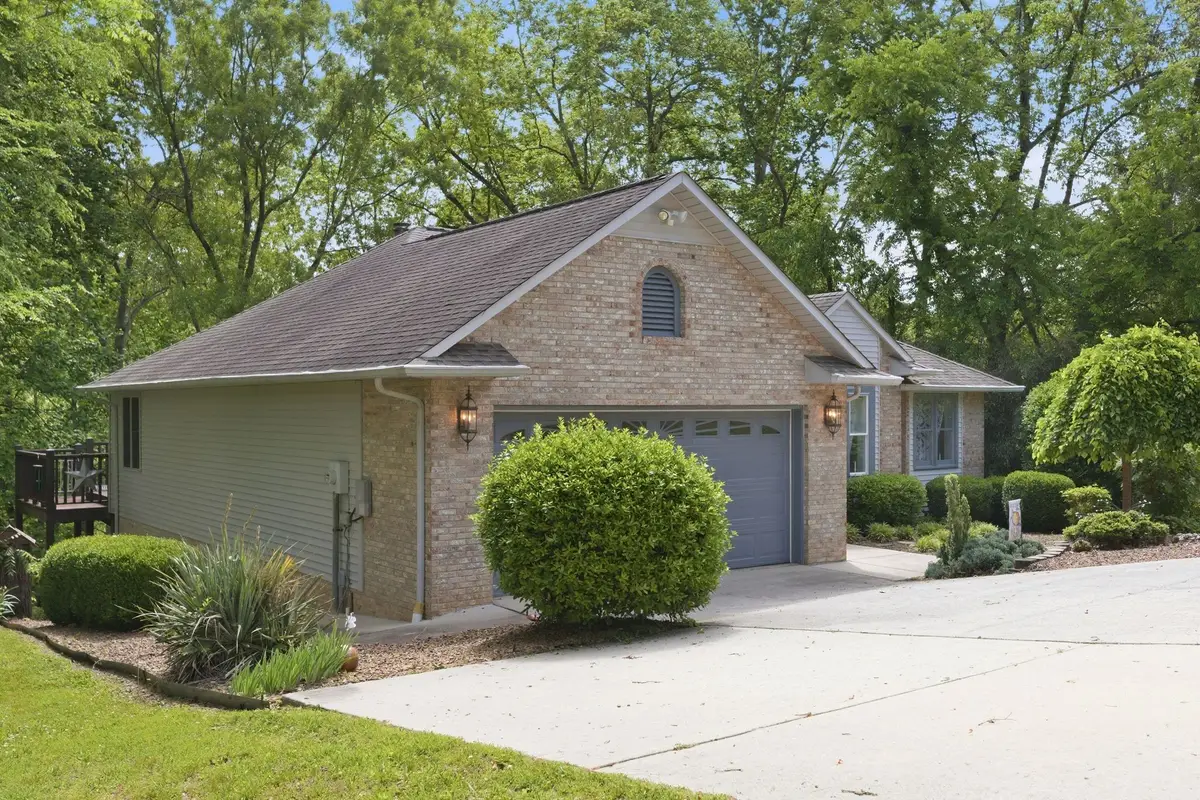 106 Clearview Cir, Winchester, TN 37398 - #1