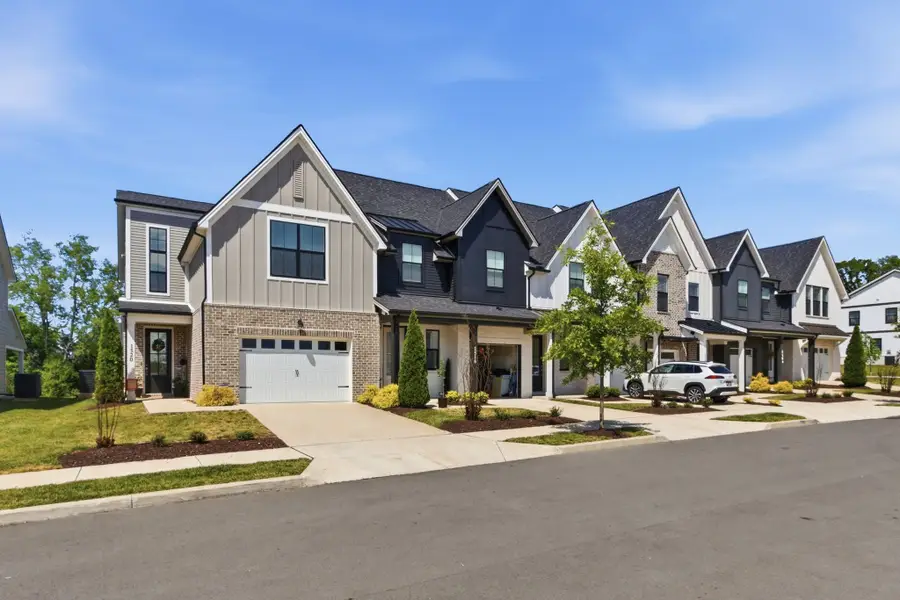 1520 Nickelby Pl, Thompsons Station, TN 37179 - #2
