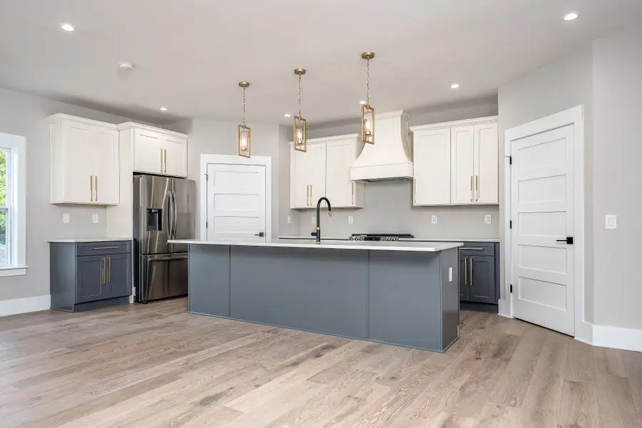 428 E Trinity Ln #B, Nashville, TN 37207 - #2
