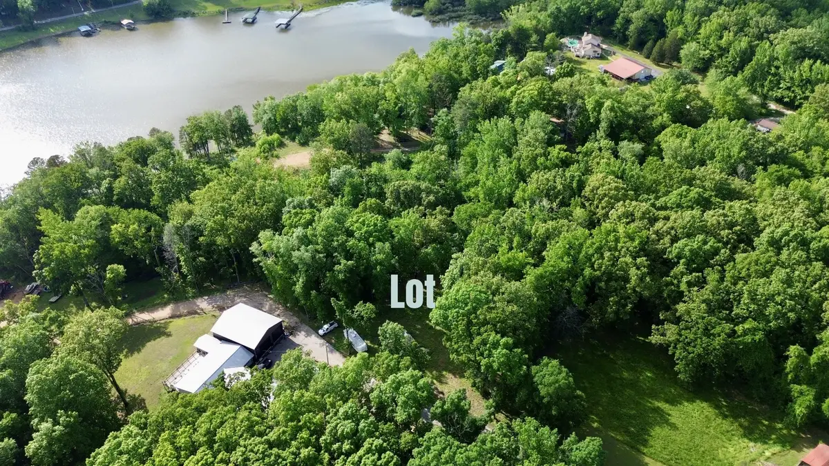 84 Lakeview Dr, Eva, TN 38333 - #1