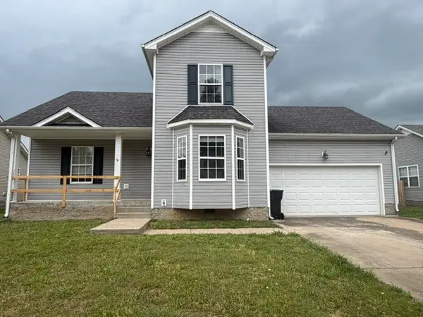 1372 Constitution Dr, Clarksville, TN 37042