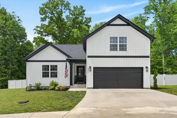 1255 Boulder Pass Rd, Clarksville, TN 37040