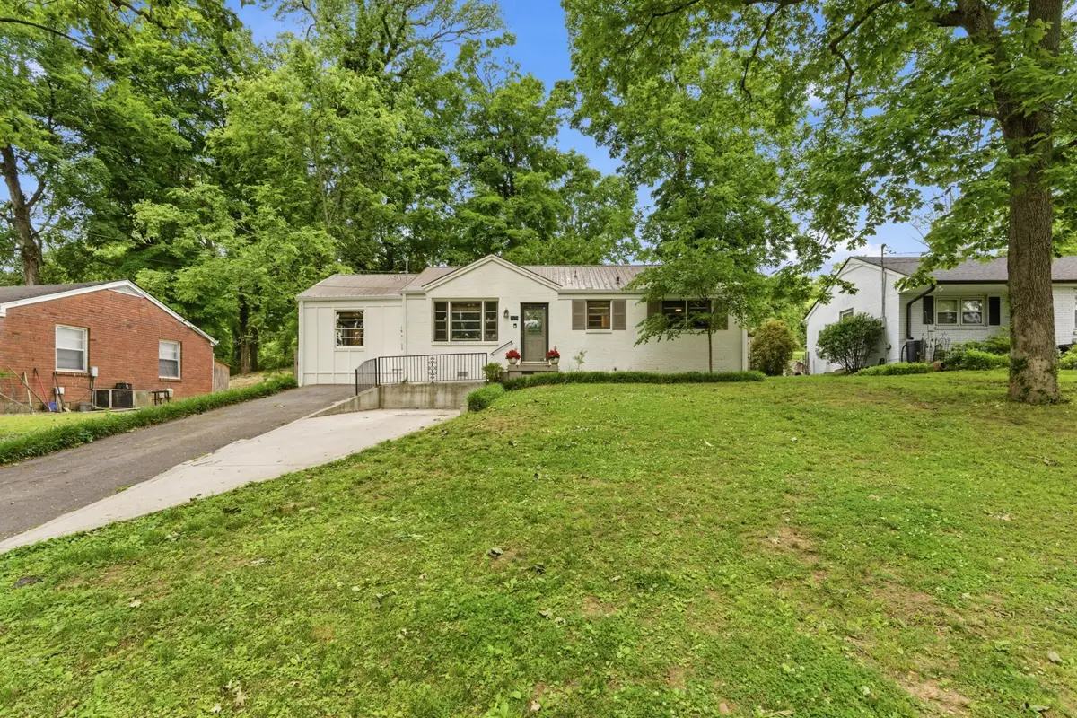 520 Cottonwood Dr, Nashville, TN 37214 - #1