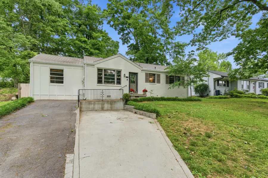 520 Cottonwood Dr, Nashville, TN 37214 - #3