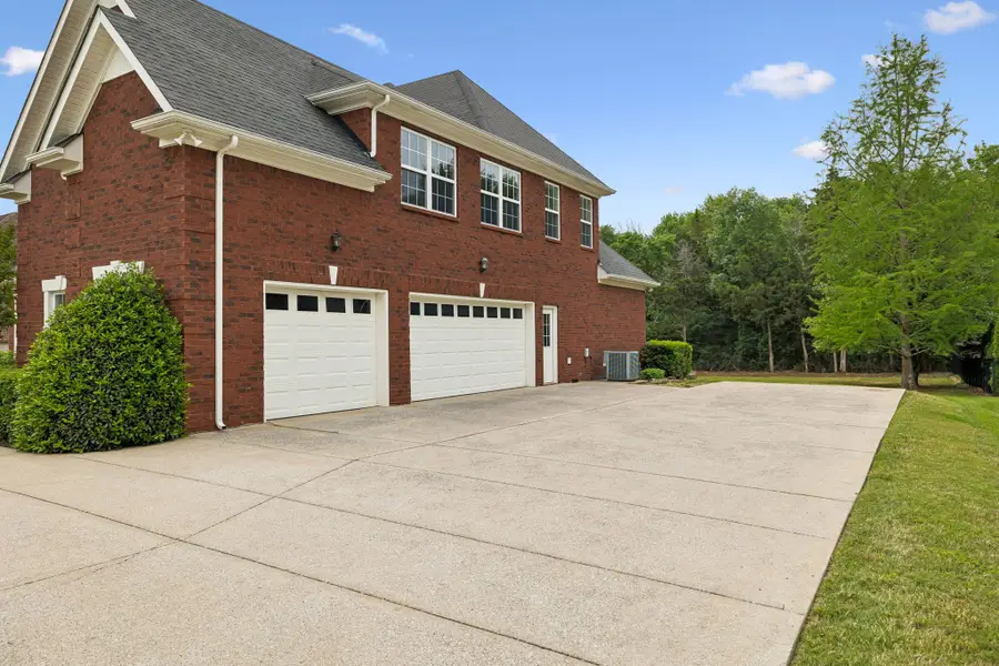 5423 Cliffstone Dr, Smyrna, TN 37167 - #2