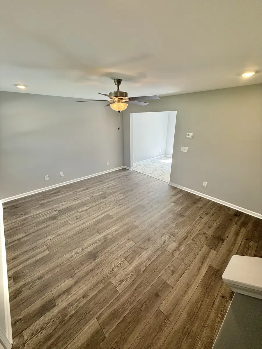 100 Stonehenge Cir, Manchester, TN 37355 - #2