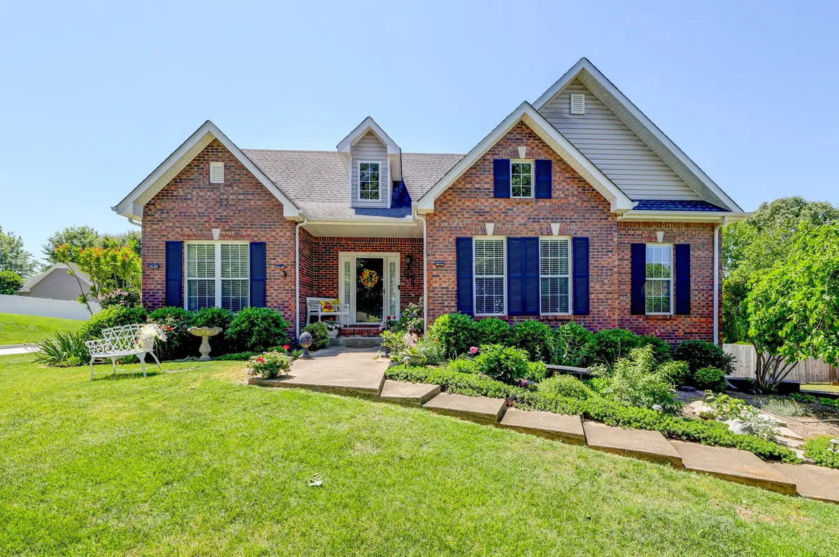 296 Longview Ct, Clarksville, TN 37043 - #1