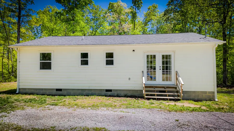 506 Dollar Dr, Altamont, TN 37301 - #2