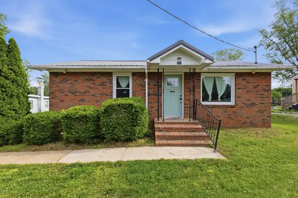 305 Franklin St, Cowan, TN 37318