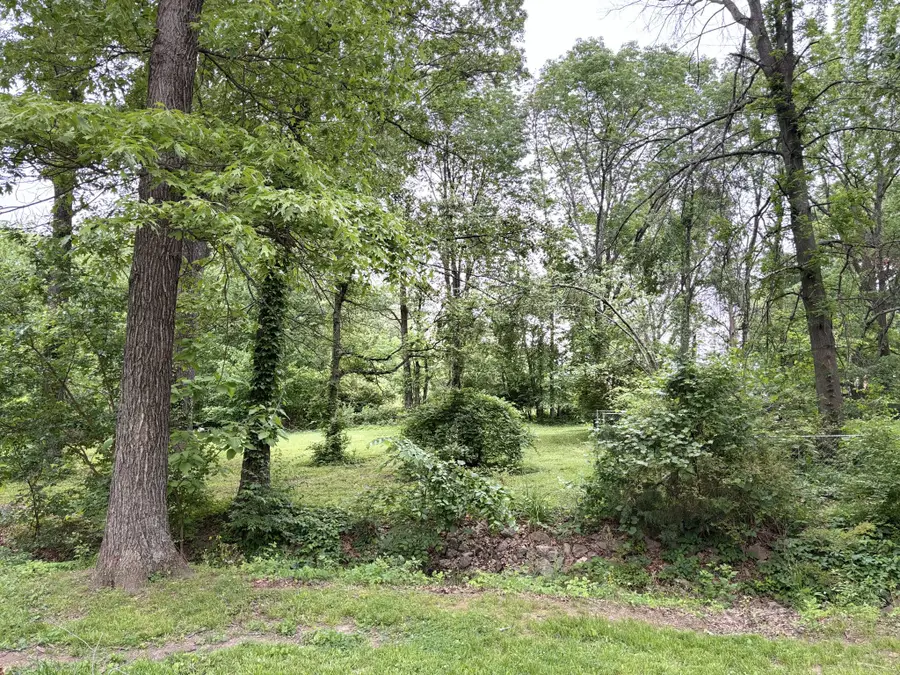 104 W Longview Dr, Portland, TN 37148 - #2