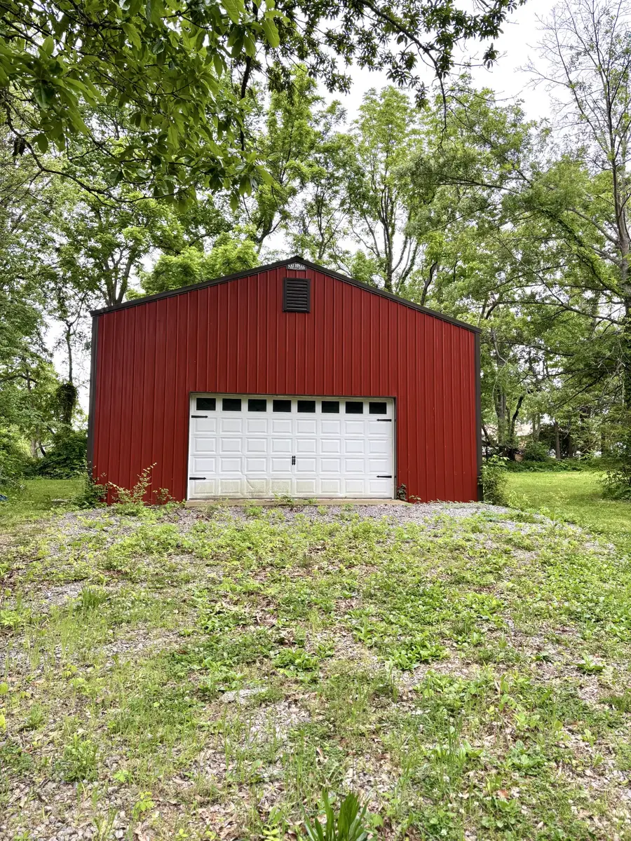 104 W Longview Dr, Portland, TN 37148 - #3