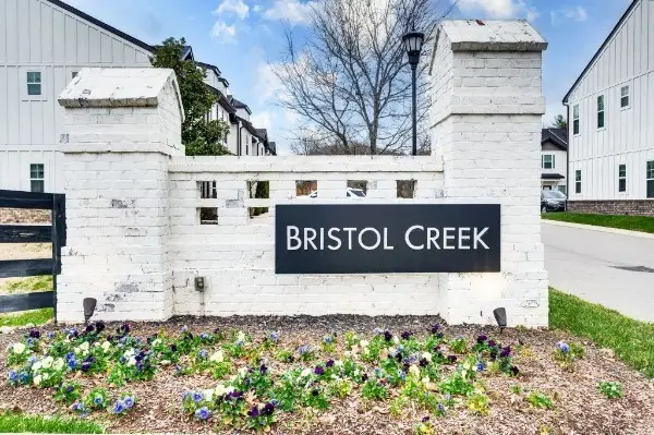 605 Bristol Creek Dr, Nashville, TN 37221 - #1