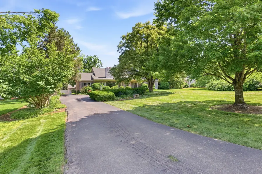 208 Jackson Blvd, Nashville, TN 37205 - #3
