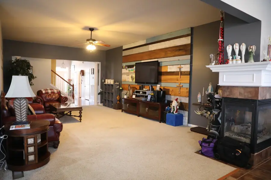 1019 Queens Pl, Spring Hill, TN 37174 - #2