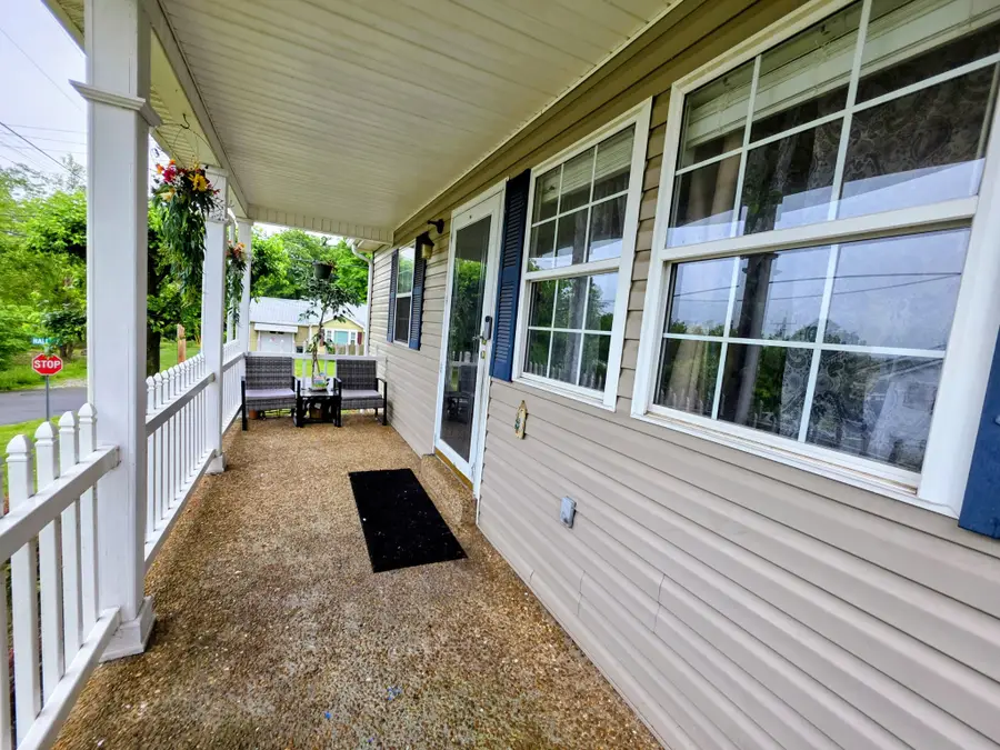 108 Arnold St, Centerville, TN 37033 - #3