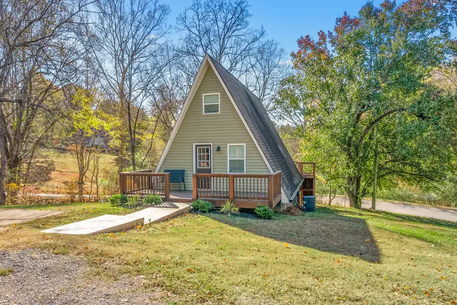 389 Harper Rd, Clarksville, TN 37043 - #2