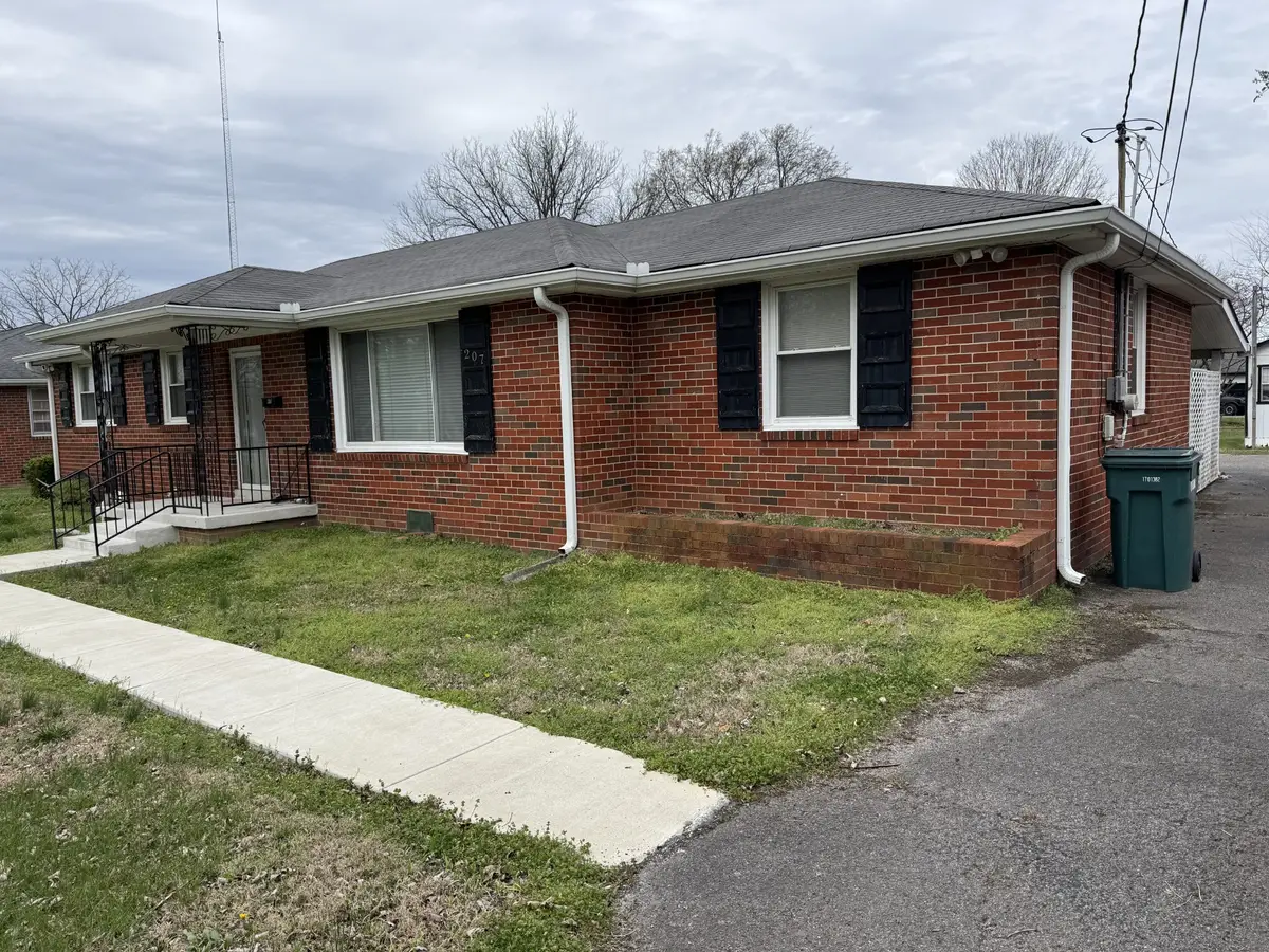 207 Elmwood Dr, Lebanon, TN 37087 - #1