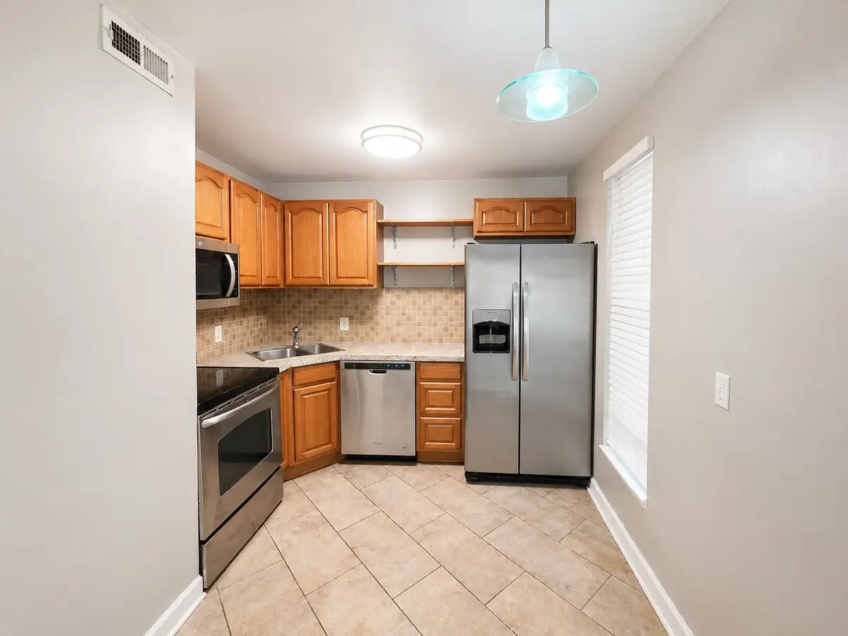 555 N Dupont Ave #A12, Madison, TN 37115 - #1