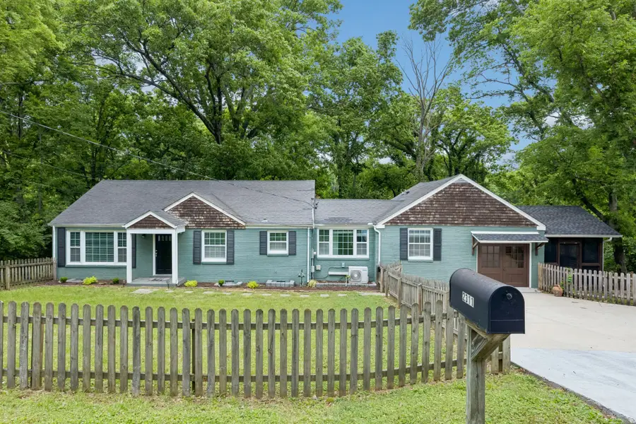 2311 Mcgavock Pike, Nashville, TN 37216 - #2