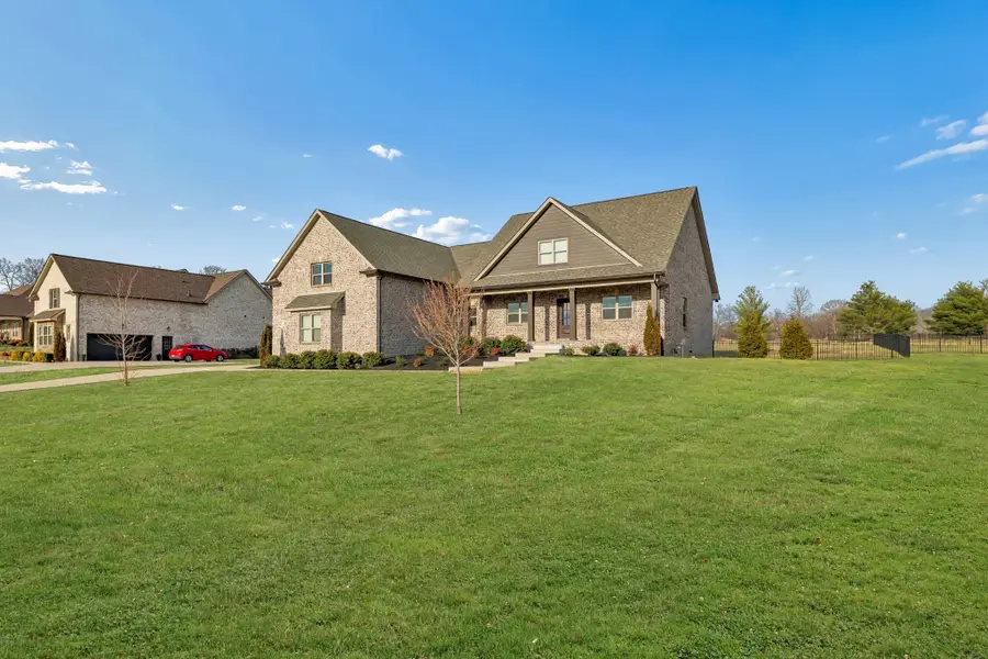 4155 Ironwood Dr, Greenbrier, TN 37073 - #2