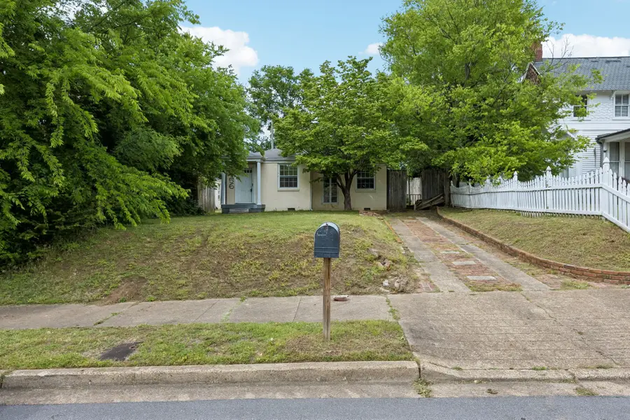 756 Benton Ave, Nashville, TN 37204 - #2