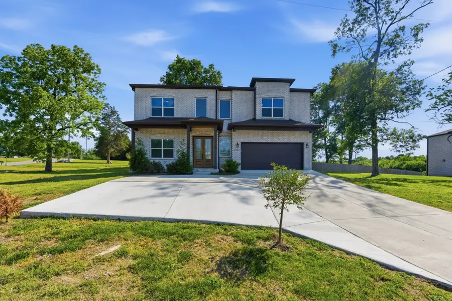 1760 W Main St, Lebanon, TN 37087 - #3