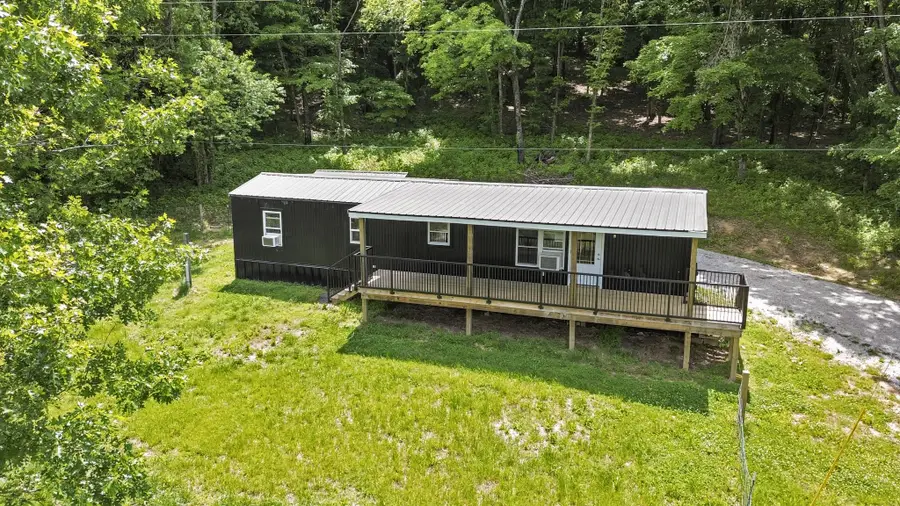4455 Browning Branch Rd, Bethpage, TN 37022 - #2