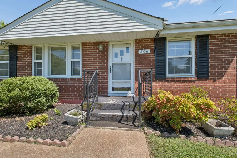 366 Melpar Dr, Nashville, TN 37211 - #2