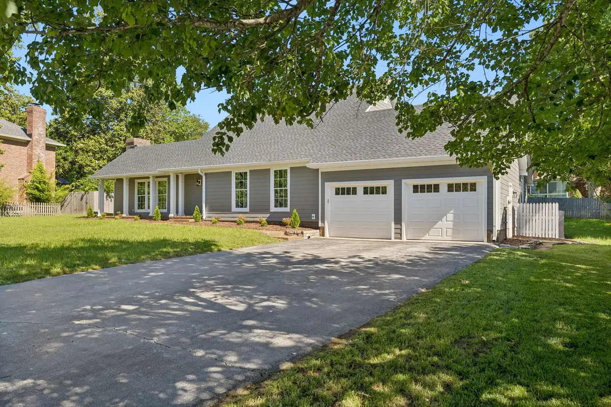 1418 Courtland Dr, Columbia, TN 38401 - #1