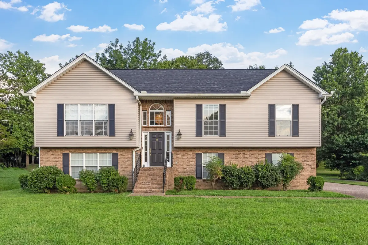 647 Durrett Dr, Nashville, TN 37211 - #1