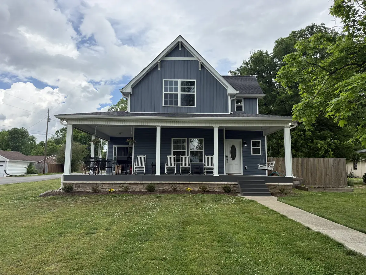 802 E Main St, Watertown, TN 37184 - #1
