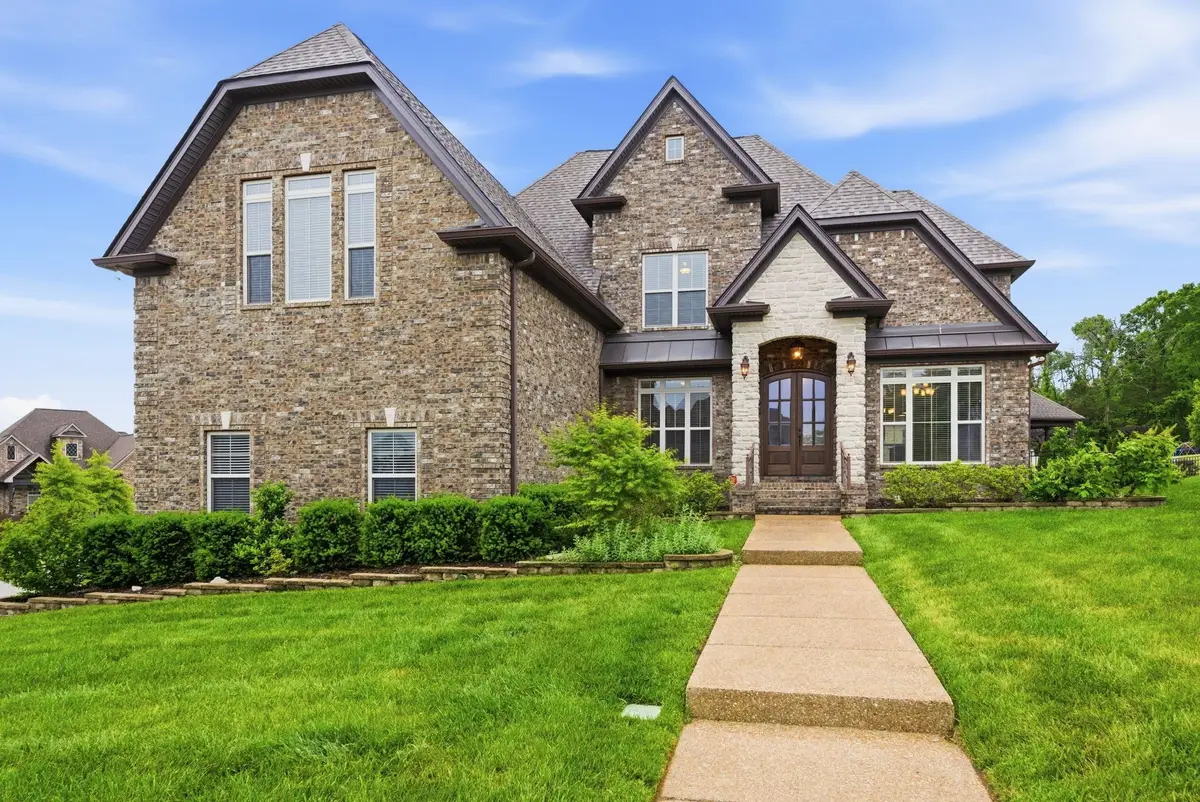 503 Montrose Dr, Mount Juliet, TN 37122 - #1