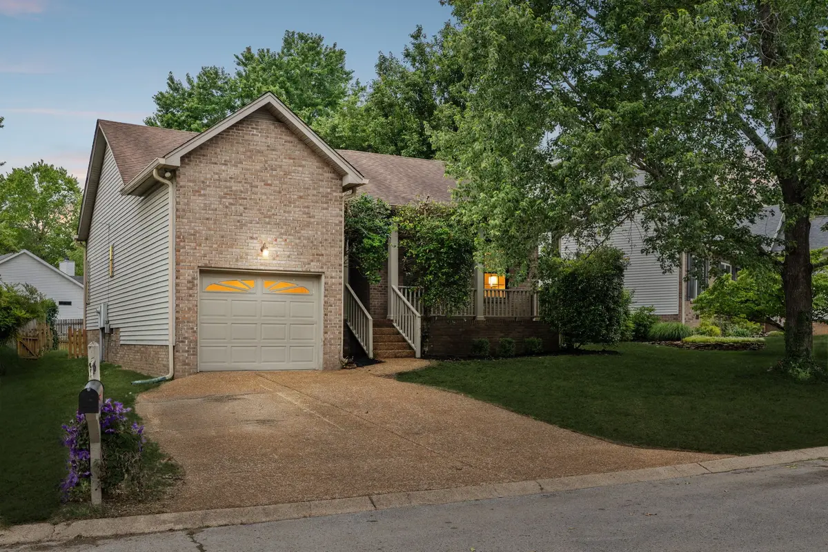 7516 Dove Valley Dr, Nashville, TN 37221 - #1