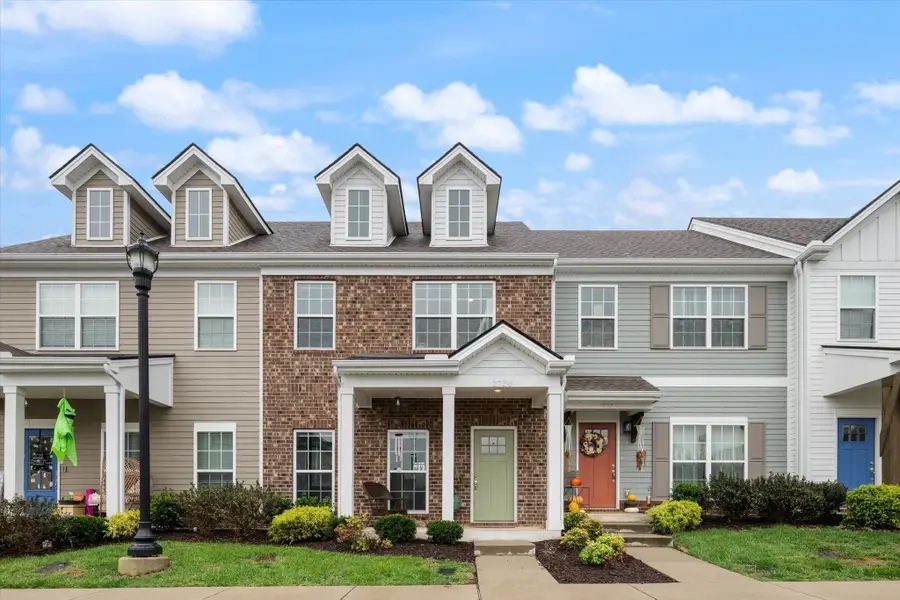 2738 Wind Gap Dr, Columbia, TN 38401 - #2