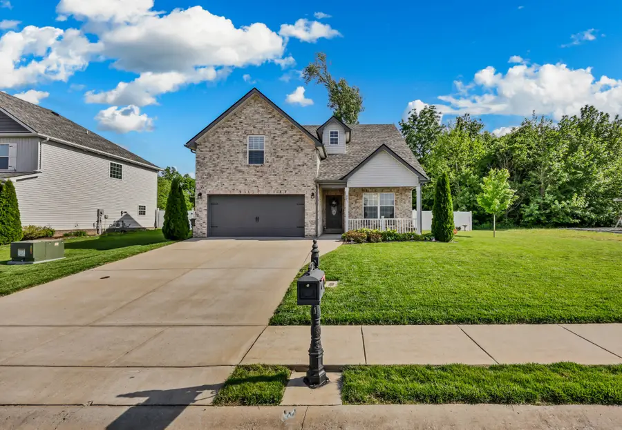 883 Terraceside Cir, Clarksville, TN 37040 - #2