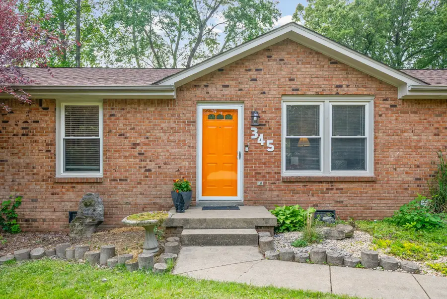 345 Lake Court Dr, Clarksville, TN 37043 - #3