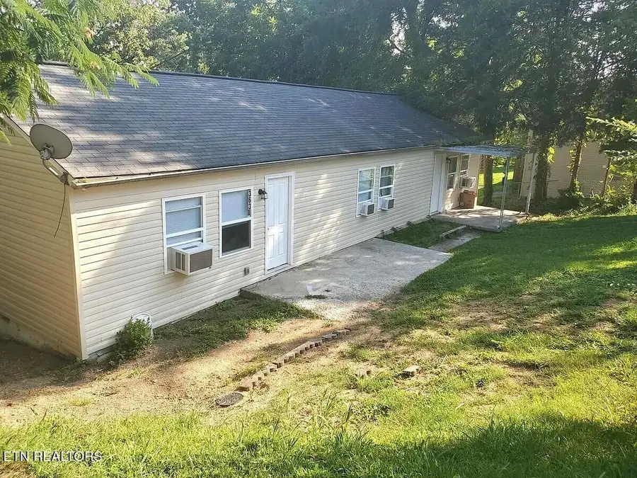 365 Robertsville Rd, Oak Ridge, TN 37830 - #2