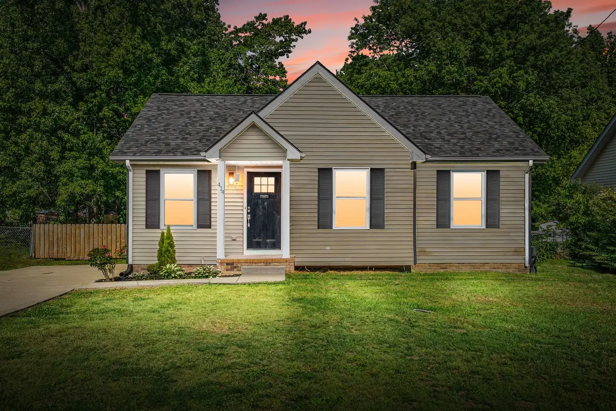414 Donna Dr, Clarksville, TN 37042 - #1
