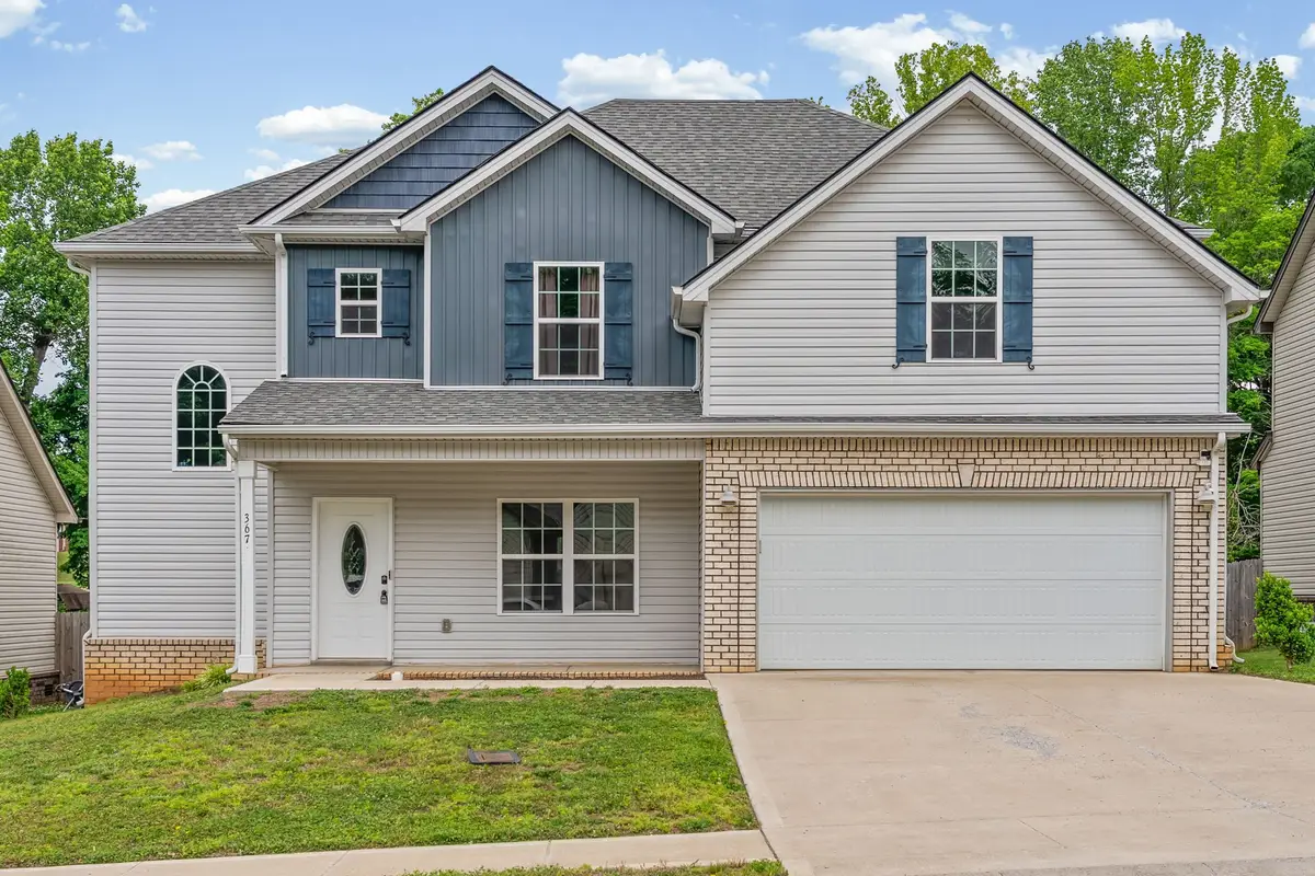 367 Barry Dr, Clarksville, TN 37040 - #1