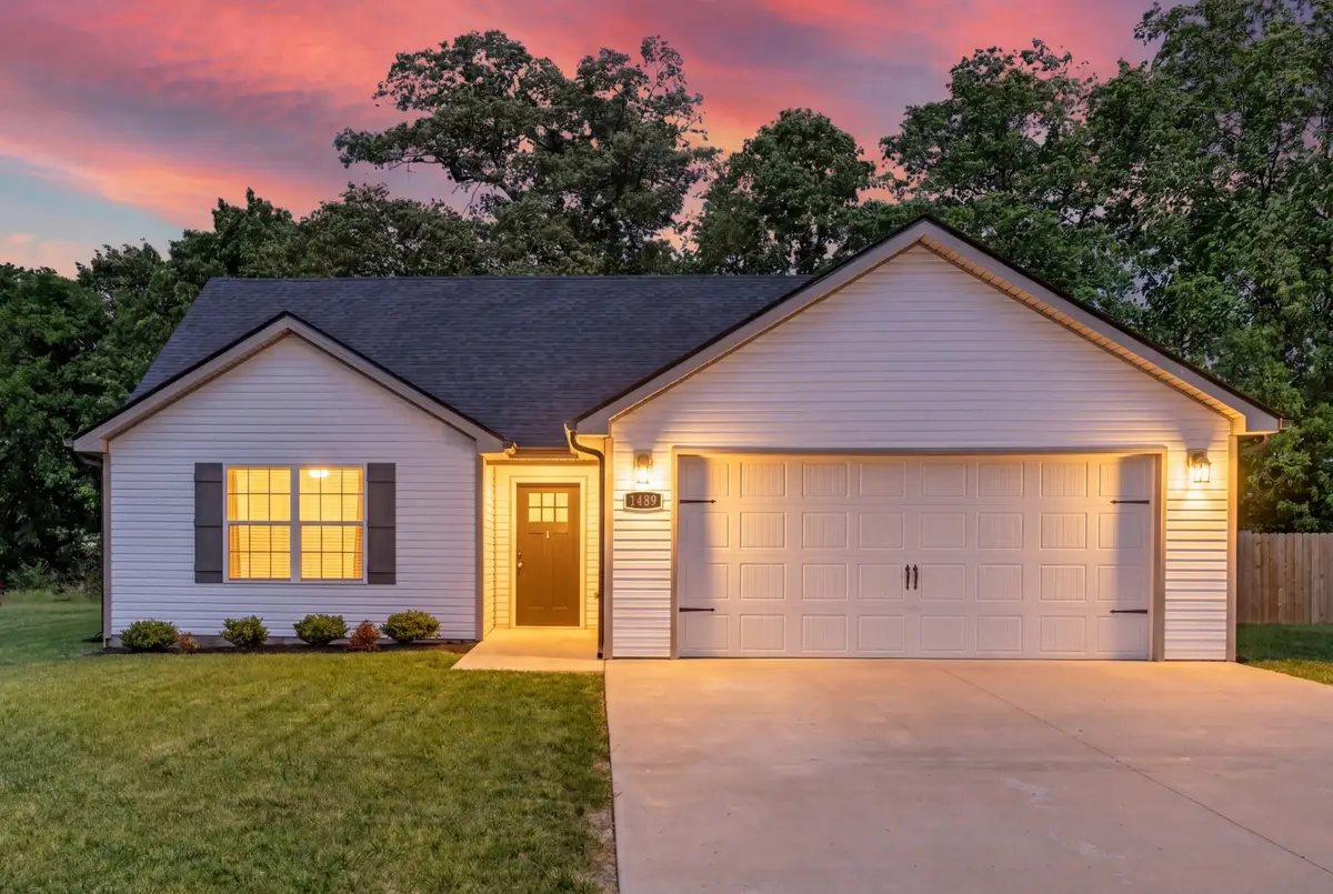 1489 Fredrick Dr, Clarksville, TN 37042 - #1